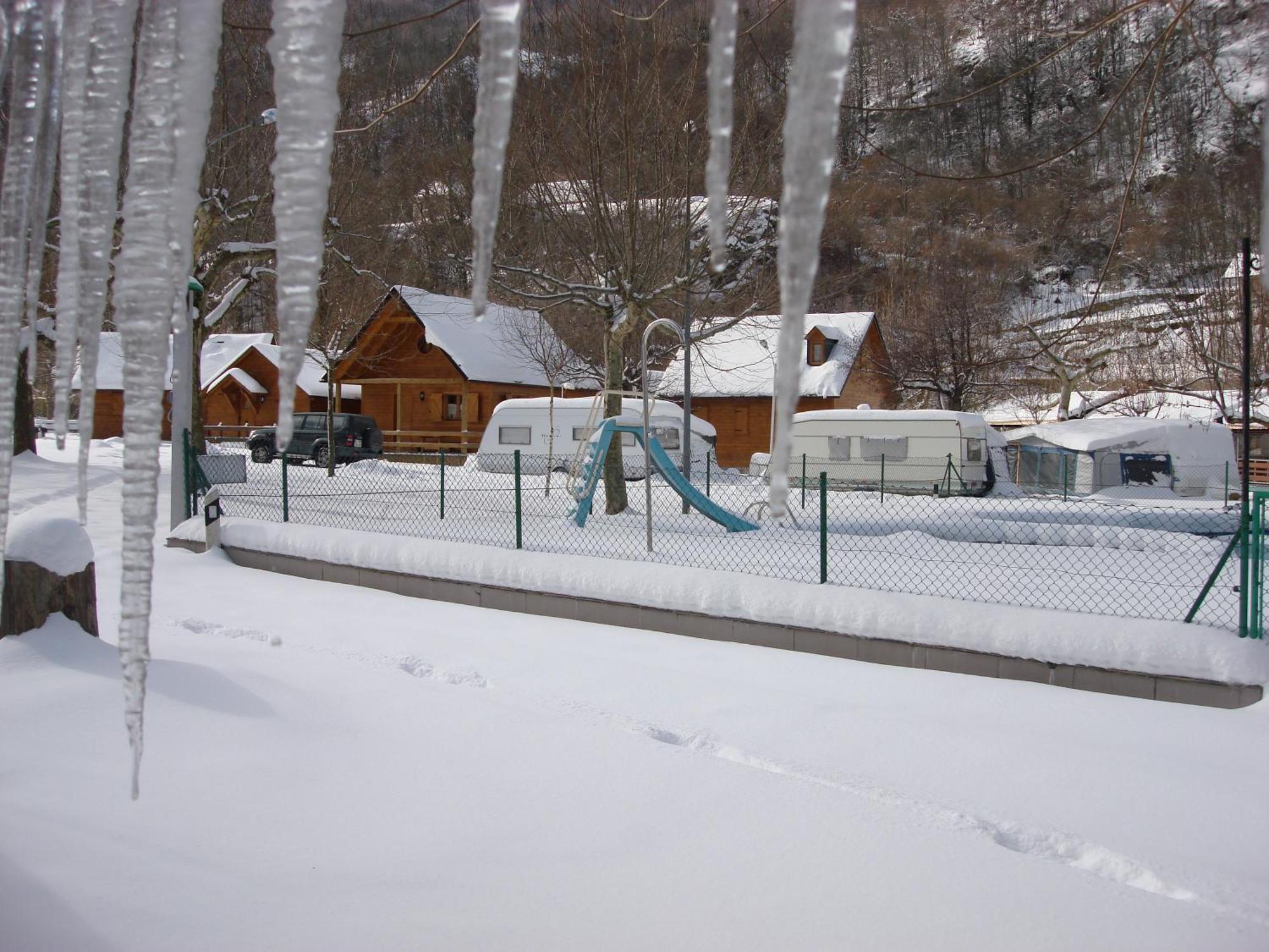 Vilamós Camping Prado Verde מראה חיצוני תמונה