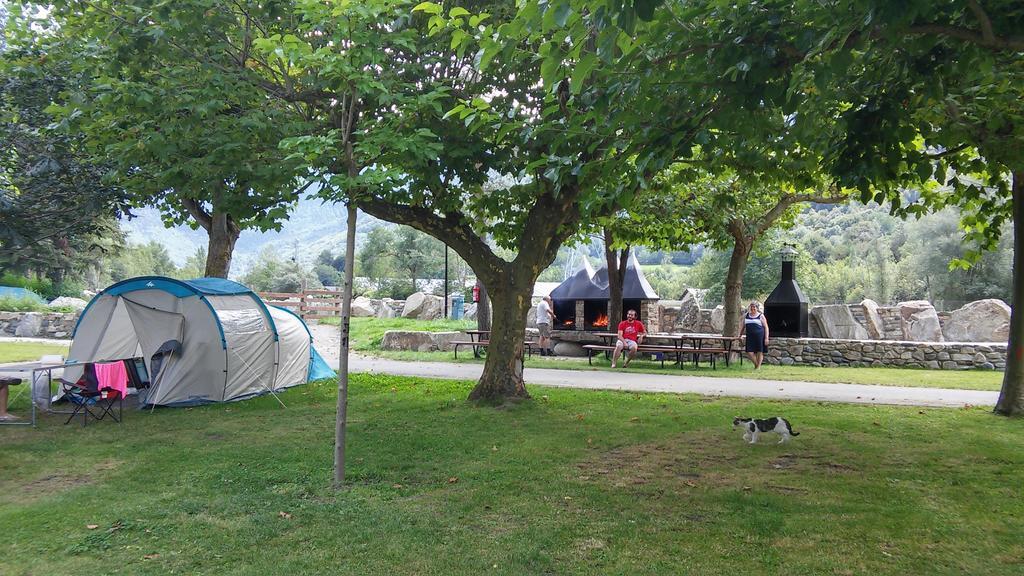 Vilamós Camping Prado Verde מראה חיצוני תמונה