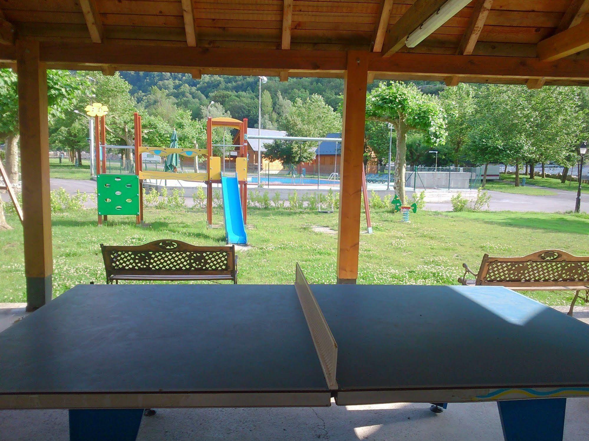 Vilamós Camping Prado Verde מראה חיצוני תמונה